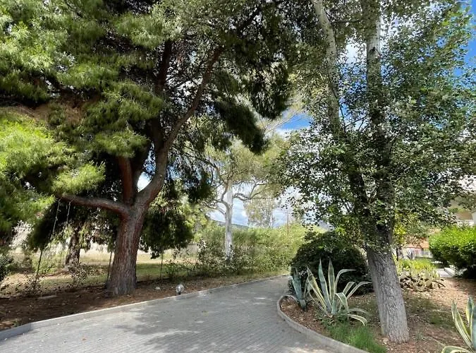 Porto Assini * Tolón