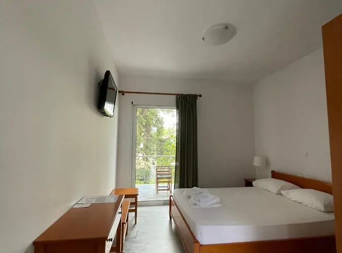 Porto Assini * Tolón